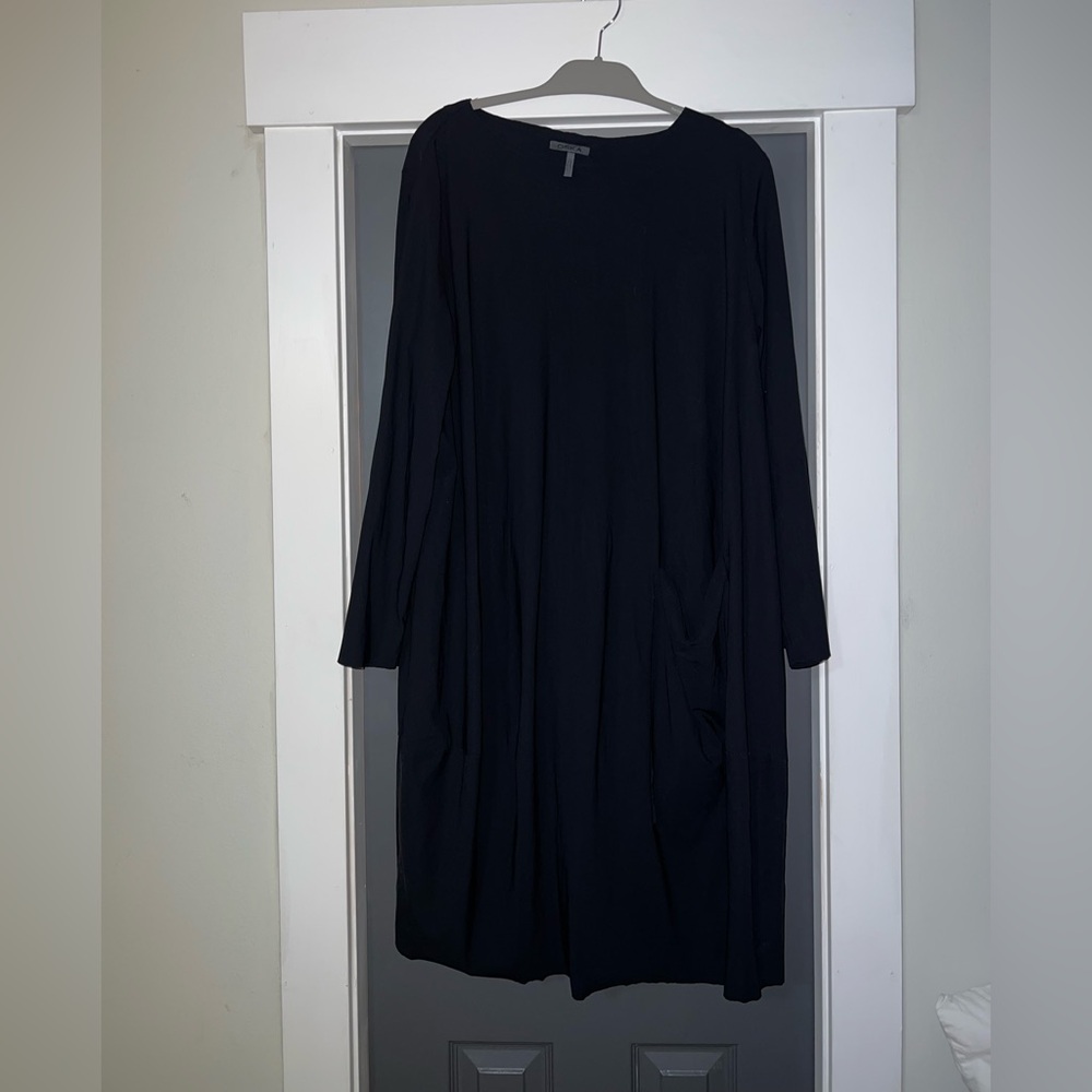 OSKA Black Women's Dress with Front Pocket - Picture 5 of 5
